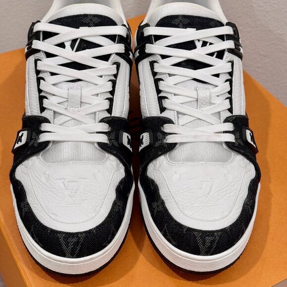 Louis Vuitton LV Trainer Men's Sneaker Black and White - Picture 3 of 10